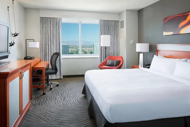 غرفة بسرير كينج بإطلالة على المدينة، San Jose Marriott 4/6