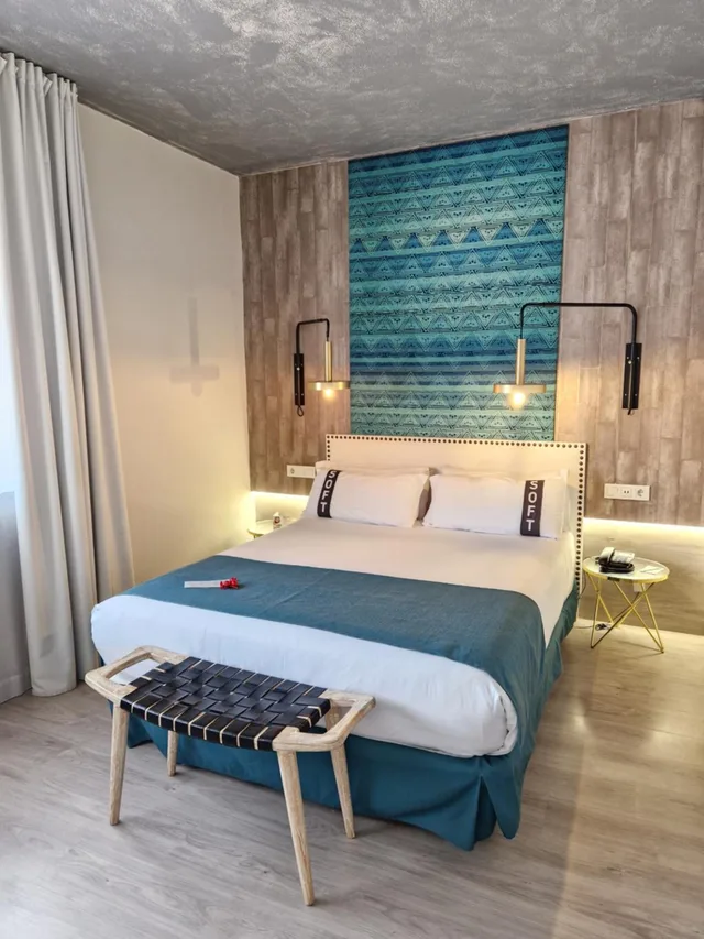 جناح بسرير مزدوج مع أريكة، Casual Inca Porto 2/7