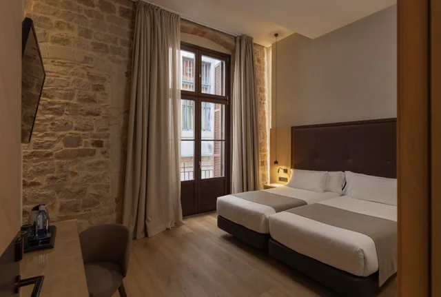 غرفة سوبيريور مفردة، Gran Hotel Barcino 1/10