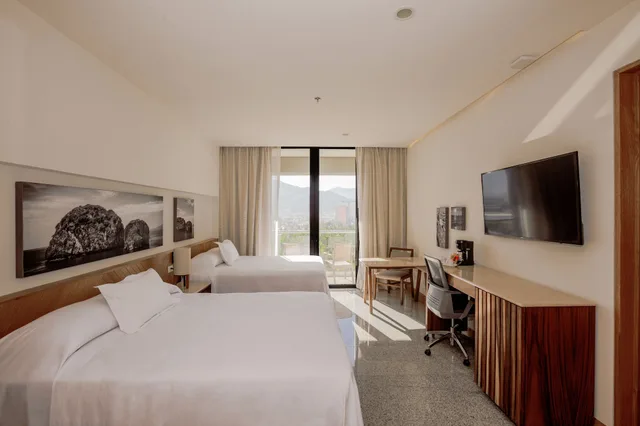 Deluxe, King Bed, Partial Bay View، Hotel Mio Vallarta - Adults Only 1/10