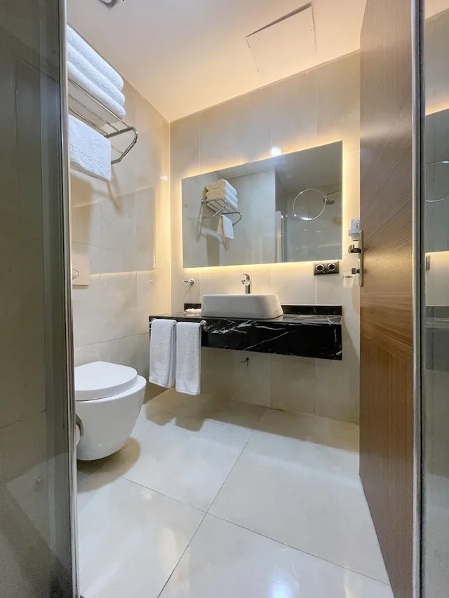 غرفة عائلية بسريرين كوين، Atro Hotel 7/8