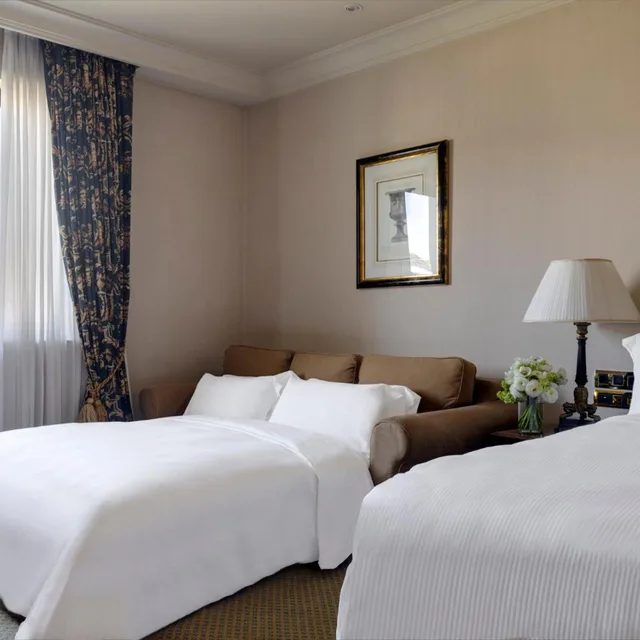 جناح جونيور بسرير كينج، Intercontinental Madrid 2/7