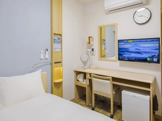 Deluxe, King Bed, Electronic Cigarette Only, Smoking، Toyoko Inn Tokyo Machida Eki Odakyu Sen Higashi Guchi 3/6