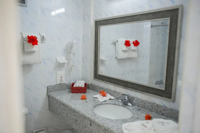 Standard Room, Sea Garden Beach Resort 2/2