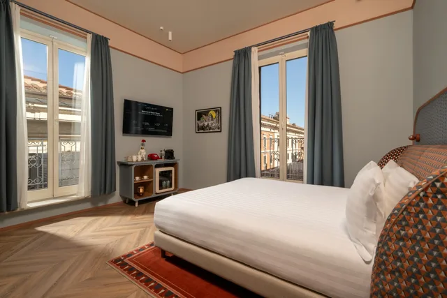 غرفة ديلوكس بشرفة، Cloud 7 hotel Roma 1/1