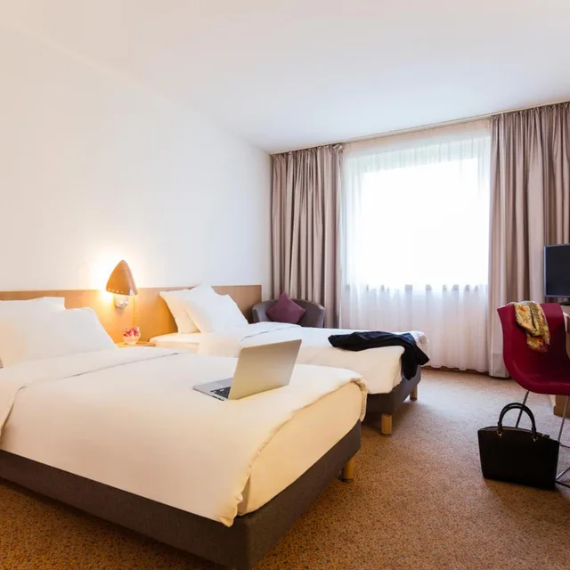 غرفة قياسية بسرير فردي، Novotel Dusseldorf City West 6/10