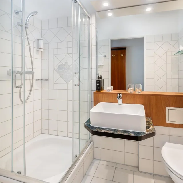 غرفة بسرير كينج، Wyndham Garden Lahnstein Koblenz 3/4