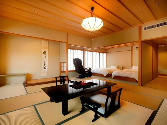 Japanese Western, Twin Beds, Mountain View, Bathtub, New Wing، Kotohira Onsen Kotosankaku 1/1