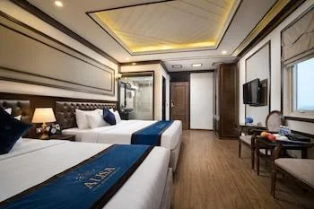 جناح عائلي بسريرين مزدوجين بإطلالة على المدينة، Alisa Hotel & Spa 2/2