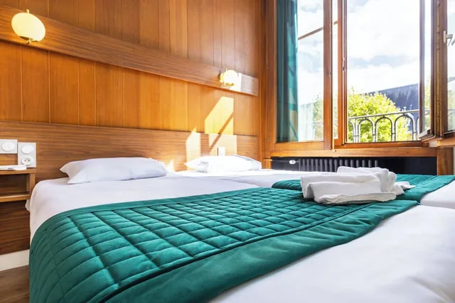 غرفة كومفورت ثلاثية بثلاثة أسرّة، Bristol Metz Center Gare Pompidou Hotel 1/9