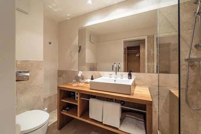 Salzburg, Standard, King Bed، Golf Resort Achental 5/7