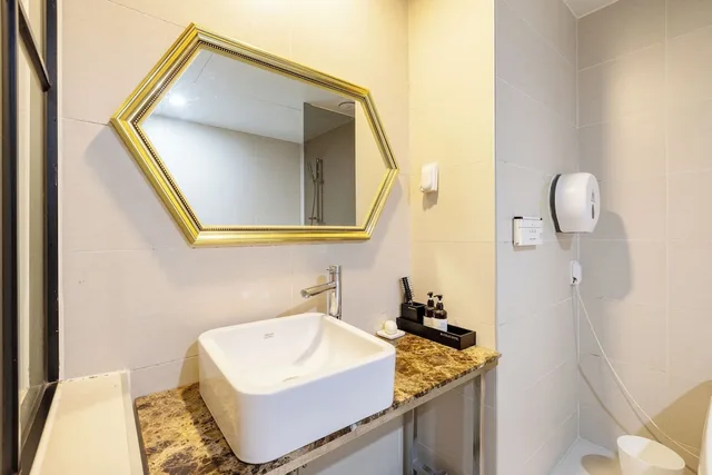 غرفة قياسية بسرير مزدوج، Dublin Hotel 7/9
