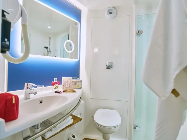 غرفة قياسية بثلاثة أسرّة، Ibis Sarlat 8/9