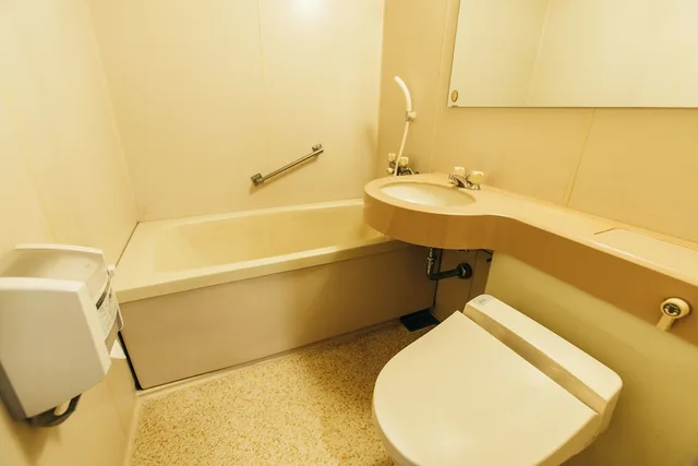 غرفة يابانية غربية بسريرين منفصلين وفرشتي فوتون بحوض استحمام، Kamenoi Hotel Yanagawa (ex Kanpo no Yado Yanagawa) 4/4