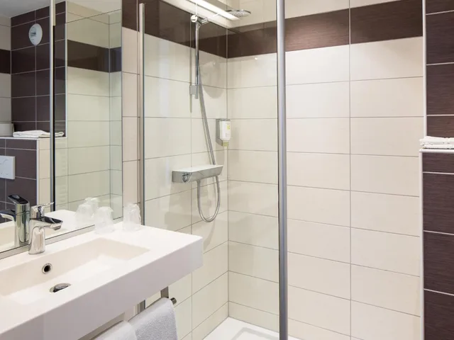 Pop, Twin Beds، Greet Hotel Colmar 9/10