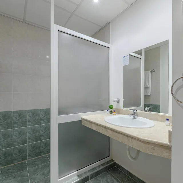 غرفة اقتصادية بسريرين منفصلين بإطلالة على المتنزه، Madara Park Hotel 6/7