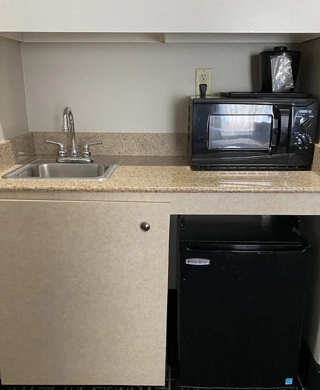 2 Rooms, Suite, King Bed, Quality Inn & Suites Rosenberg, TX 3/3