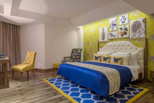 Suite, Valley View, Bathtub، Mosaic Mussoorie 1/2