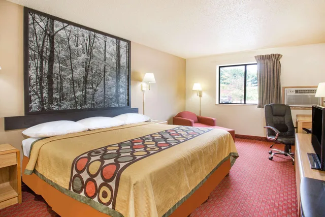غرفة بسرير كينج للمدخنين، Lexington, VA 1/1