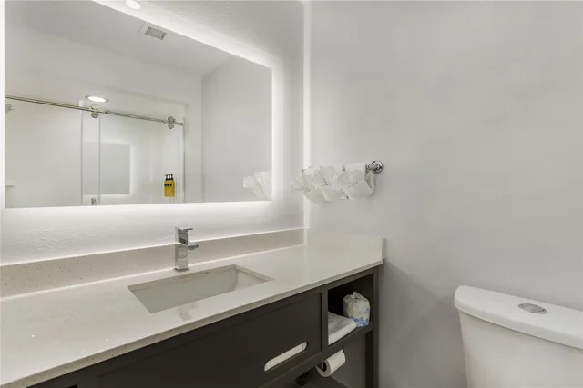 غرفة كبيرة بسريرين كوين لذوي الإعاقة، Best Western Plus First Coast Inn & Suites 3/5