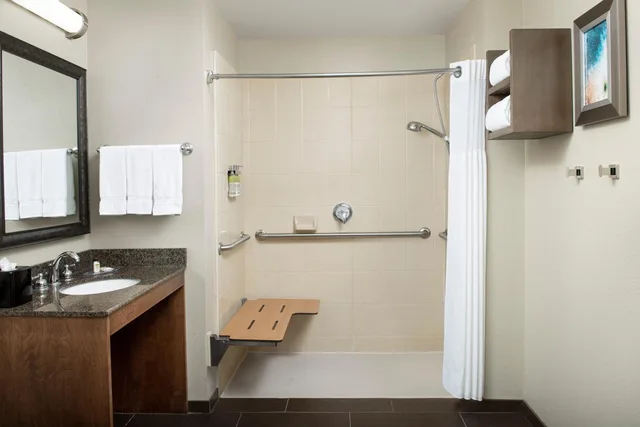 جناح استوديو بسرير كينج لذوي الإعاقة، Staybridge Suites Greenville I-85 Woodruff Road 1/2
