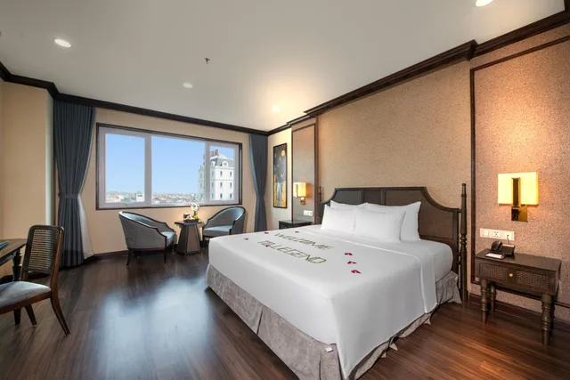 Grand, Connecting, Suite, Queen Bed, Sofa, Interior Wing، Ninh Binh Legend Hotel 2/2