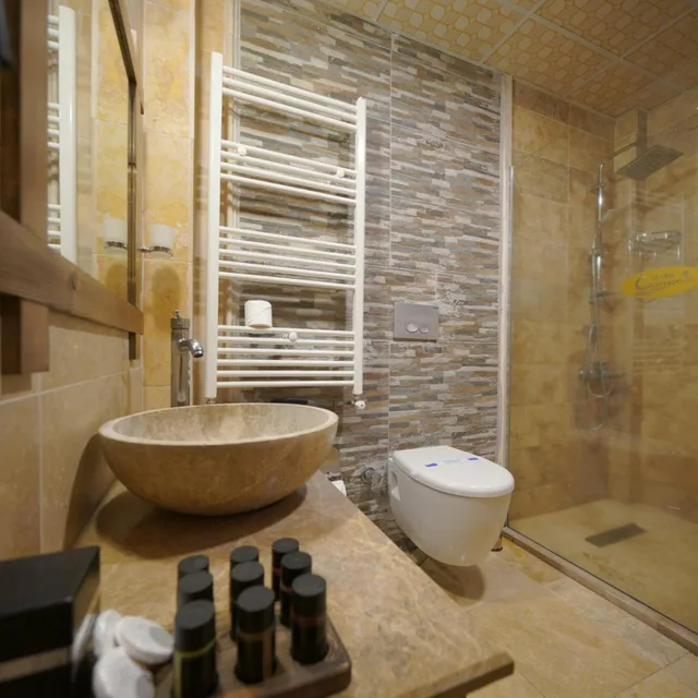 غرفة كبيرة بسريرين منفصلين، Grand Cappadocia Hotel 8/10