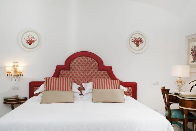 غرفة ديلوكس بسرير مزدوج بإطلالة على البحر بشرفة، Villa Corallium 10/10