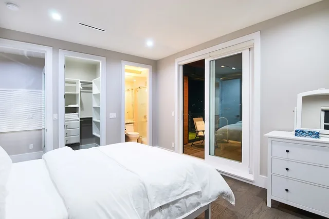 5 Bedrooms, Family, House, 5 Queen Beds, Mountain View، The Chateau 5/10