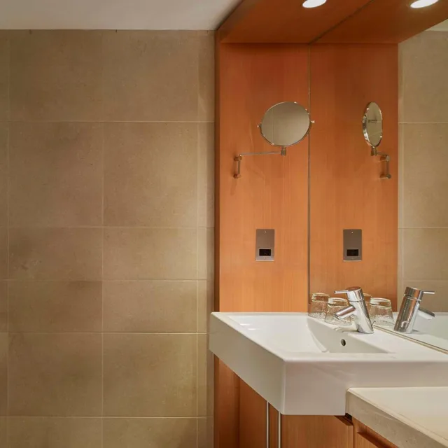 استوديو عائلي بسرير كينج بمطبخ صغير، Park Plaza London Riverbank 5/8