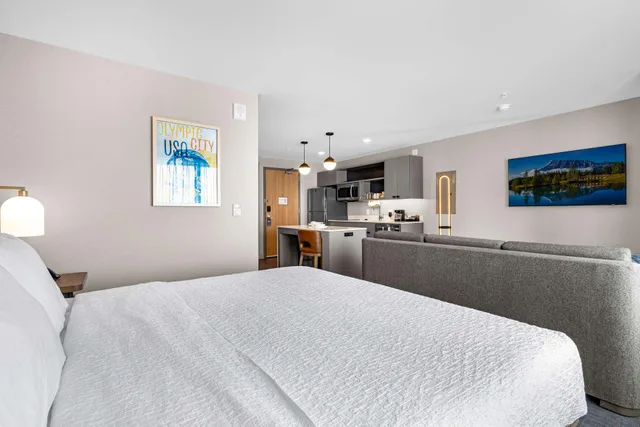 جناح لذوي الإعاقة، Homewood Suites by Hilton Colorado Springs Airport 2/5