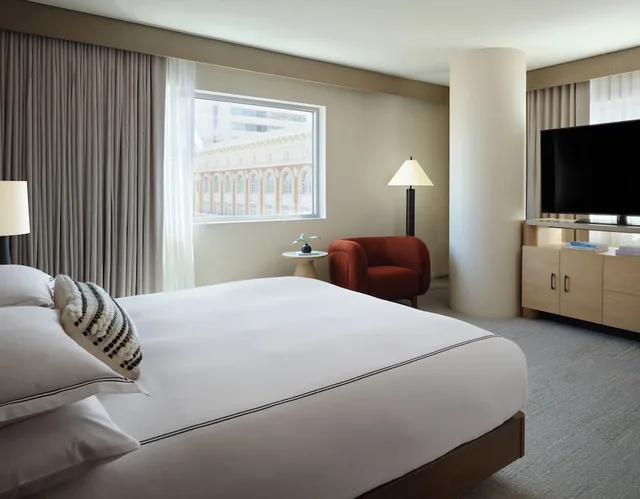 جناح بسرير كينج بغرفة نوم واحدة لذوي الإعاقة، Hotel Palomar Phoenix A Kimpton Hotel 4/9