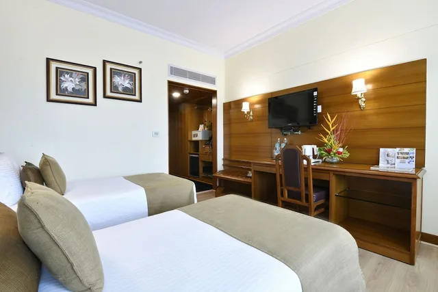 غرفة ديلوكس بسريرين منفصلين، Peerless Inn Kolkata 3/10