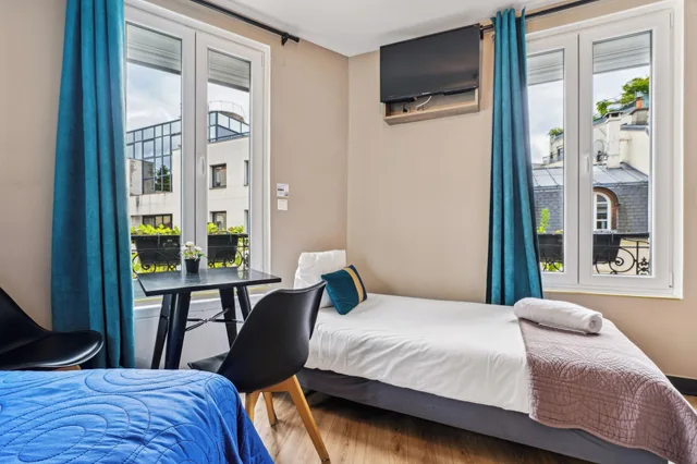Studio, Multiple Beds, City View, RESIDENCE AURMAT 2/10