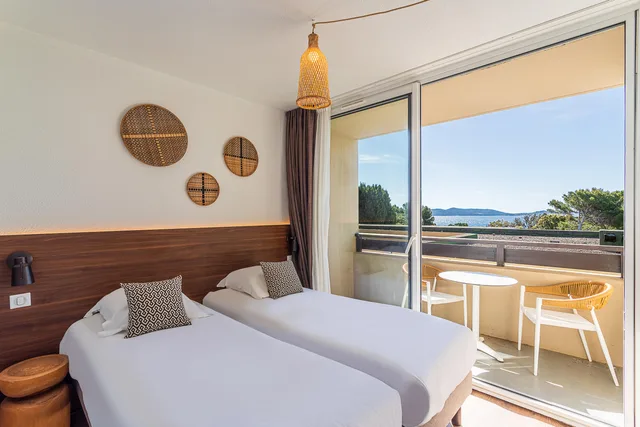 2 Bedrooms, Stunning, Premium, with View, Balcony، Belambra Clubs Presquile De Giens - les Criques 1/2