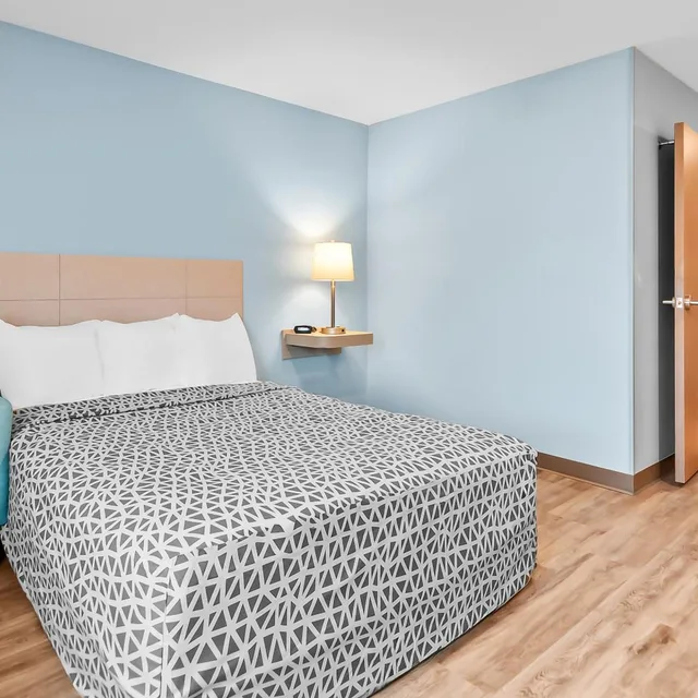 جناح بسرير كوين لذوي الإعاقة، WoodSpring Suites Pensacola West 1/8