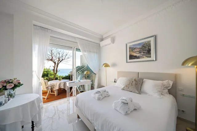 Horizon, King Bed, Sea View, Terrace, Hotel Le Roquebrune 1/4
