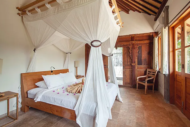 Nandini, Villa, 1 Double and 3 Single Beds، Sumberkima Hill Private Villa Retreat 1/2