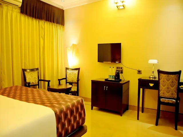 غرفة كلاسيكية بسرير مزدوج، JalMahal Resort &amp; Spa 4/4