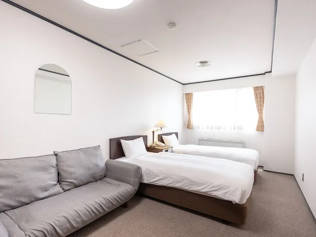 غرفة بسريرين منفصلين للمدخنين، Tabist Hotel New Washington Shibuya (ex Oyo 471 Hotel New Washington) 3/3