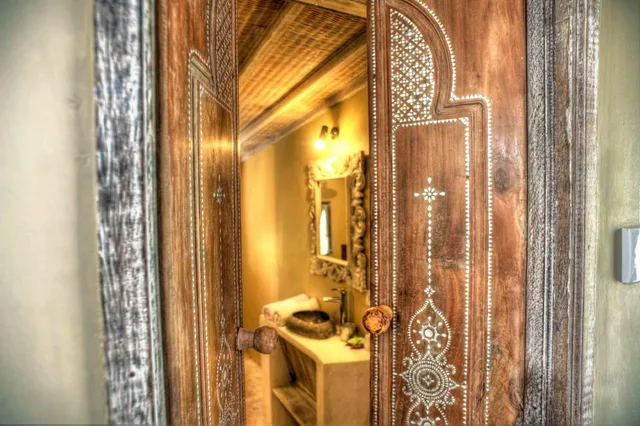 غرفة ديلوكس بسرير كينج وسرير فردي بغرفة نوم واحدة بمسبح خاص، LES VILLAS OTTALIA GILI MENO 3/4