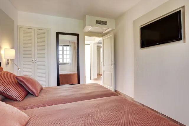 شقة بأربعة أسرّة بشرفة بغرفتي نوم مع أريكة، Grupotel Club Menorca 3/6