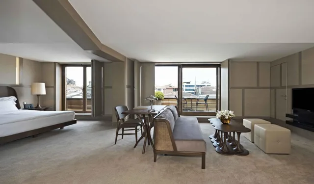 جناح جونيور بسرير كينج بشرفة، The Stay Nisantasi 4/5
