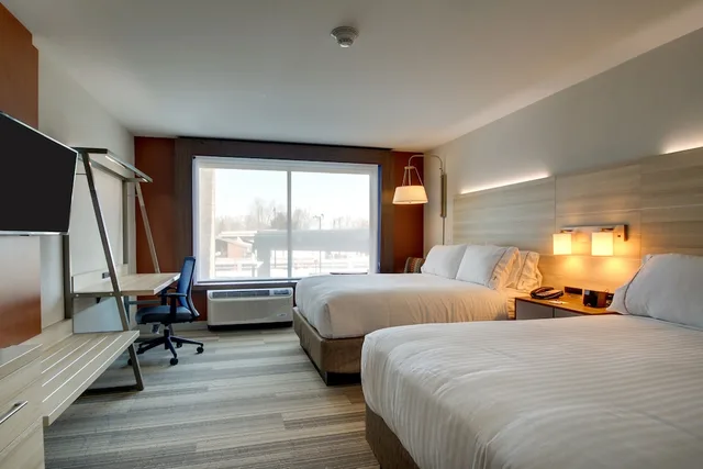 غرفة قياسية بسرير فردي، Holiday Inn Express & Suites GALESBURG 1/8