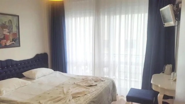 غرفة بسرير مزدوج، Urkmez Hotel 6/10