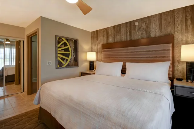 جناح بسرير كينج وسريرين كوين لذوي الإعاقة، Homewood Suites by Hilton @ The Waterfront 1/3