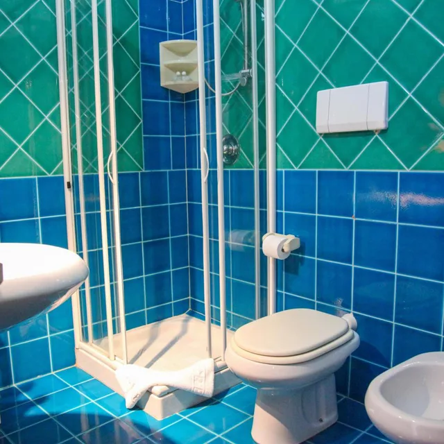 غرفة رباعية، Micalosu Hotel 6/7