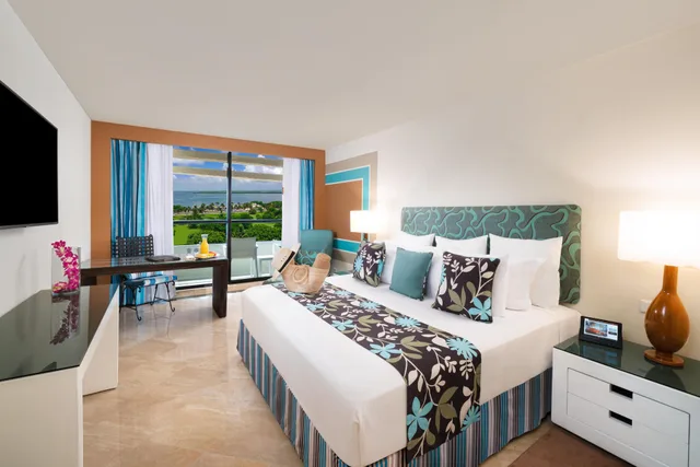 غرفة بريميوم، Pyramid at Grand Oasis All Inclusive 1/2