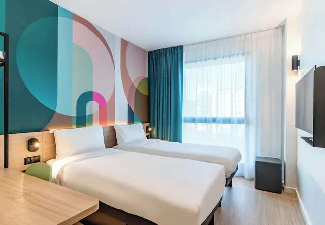 غرفة بسريرين منفصلين، B&B HOTEL Luxembourg Centre Cloche d'Or 2/2