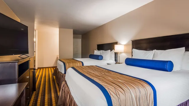 جناح بسرير كوين، Best Western New Oregon 3/10